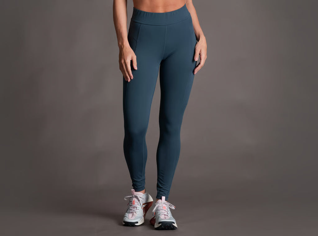 Pulse™ Mid Zip Tight